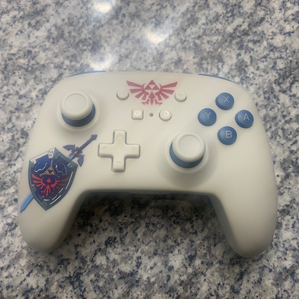 PowerA Wireless Controller for Nintendo Switch - Sworn Protector